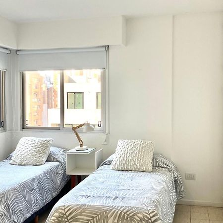 Ferienwohnung 2 Dorm Sobre Av Hipolito Yrigoyen Córdoba Exterior foto