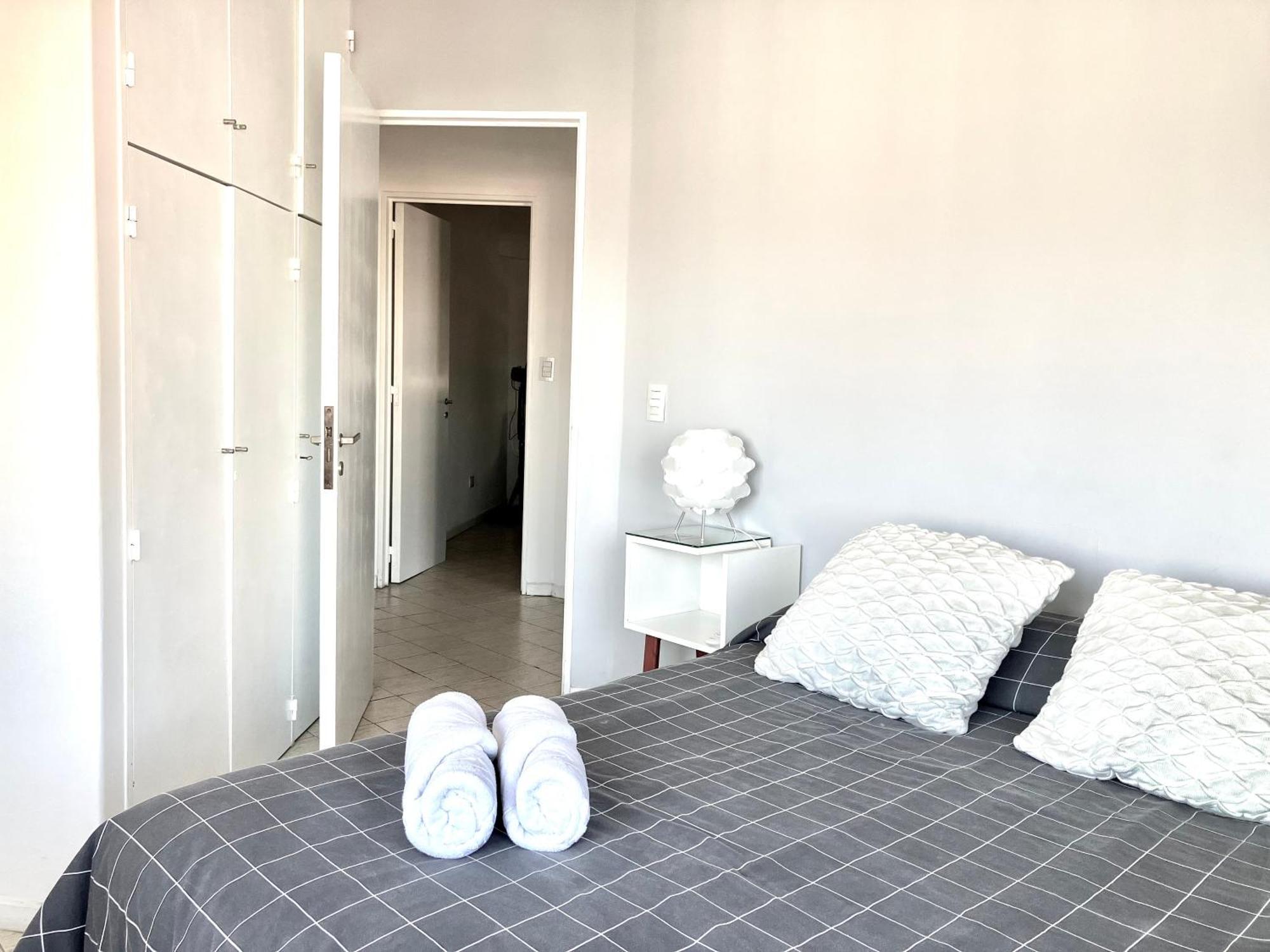Ferienwohnung 2 Dorm Sobre Av Hipolito Yrigoyen Córdoba Exterior foto