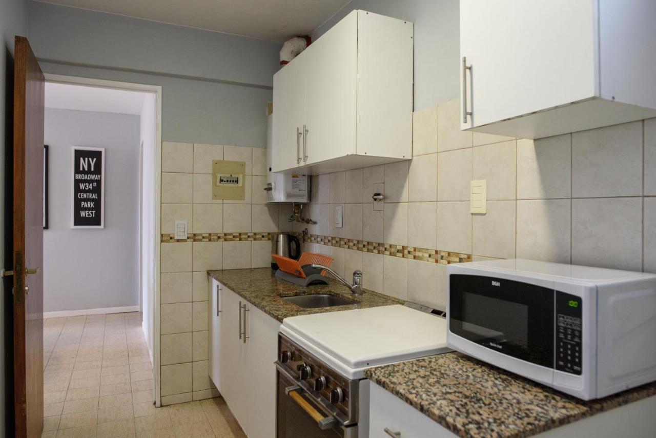 Ferienwohnung 2 Dorm Sobre Av Hipolito Yrigoyen Córdoba Exterior foto